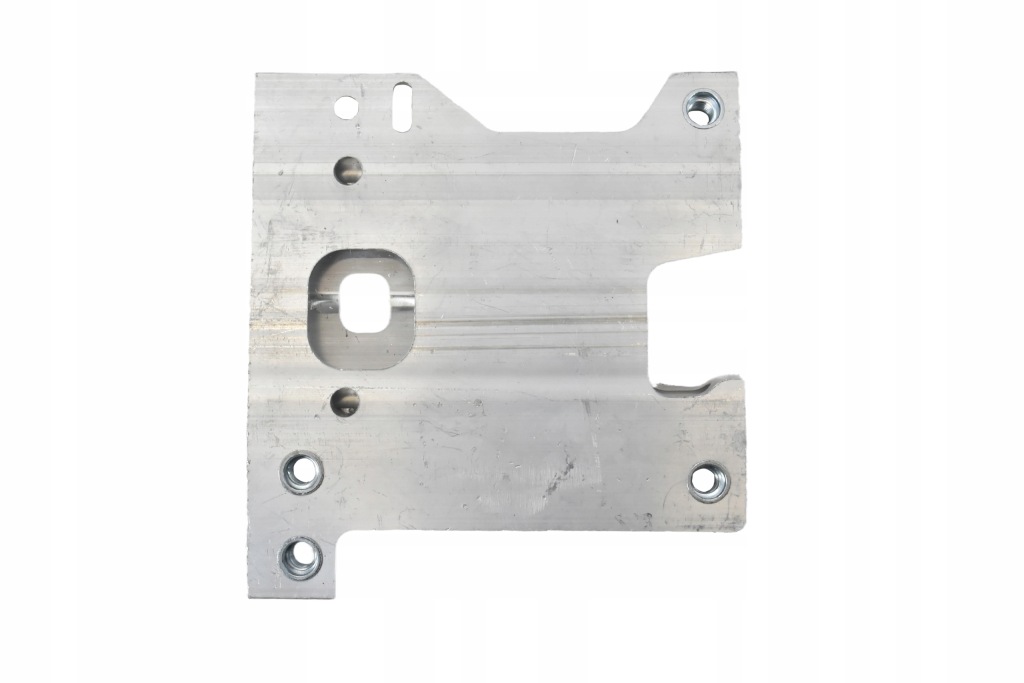 фото №1, Mercedes c-klasa w206 2021 правый нижний кронштейн поперечина