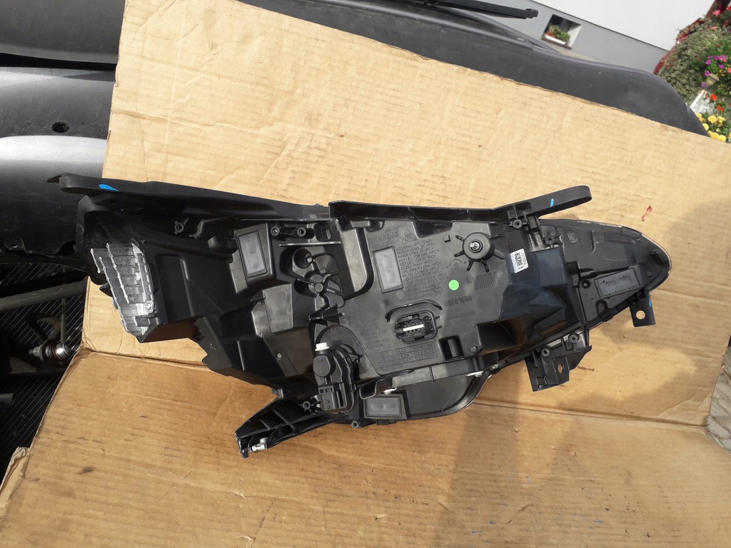 фото №8, Лампа левая передняя renault clio v 19- europa