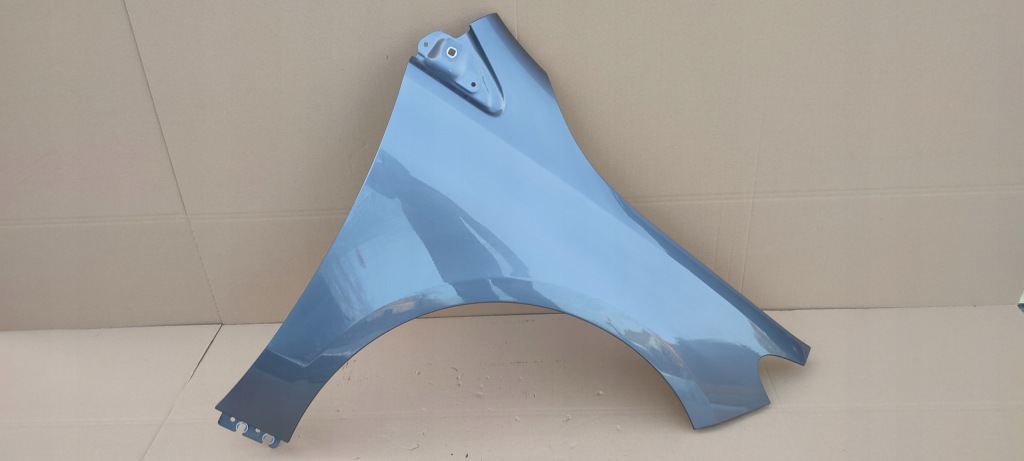 Купить Крыло  правый  mercedes b klasa a247