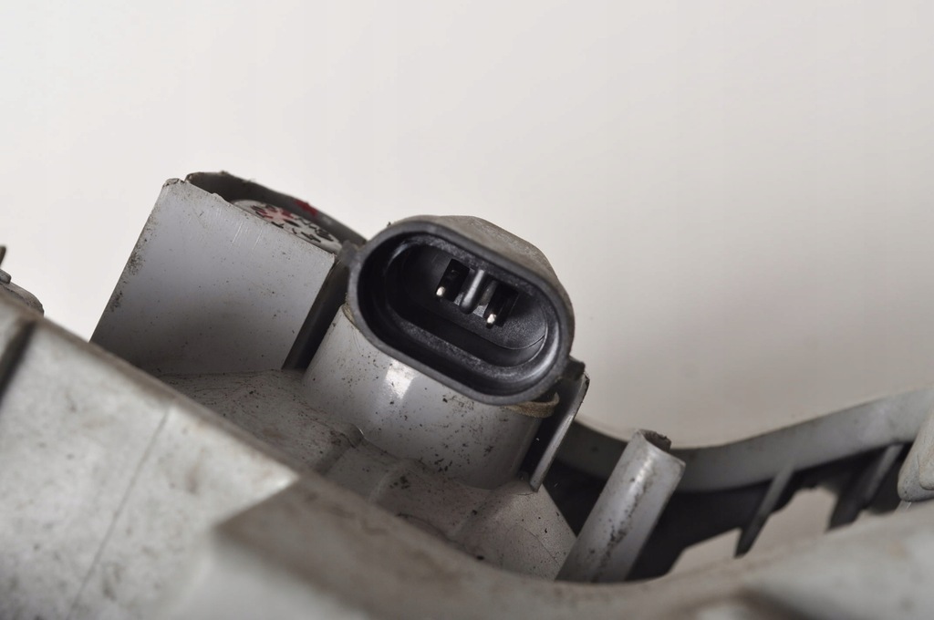 фото №6, Hyundai veloster i противотуманная фара правый 92202-2v000