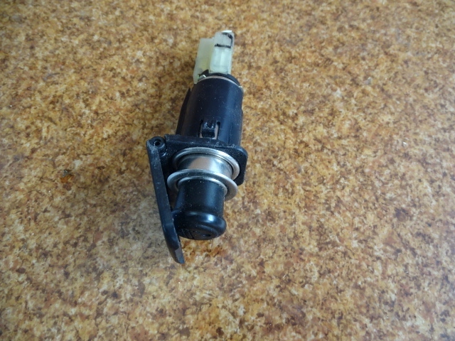 фото №1, Land cruiser 120 04r прикуриватель