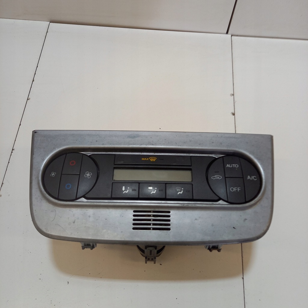 фото №1, Панель climatronic ford fiesta mk 6 6s6t18c612ae