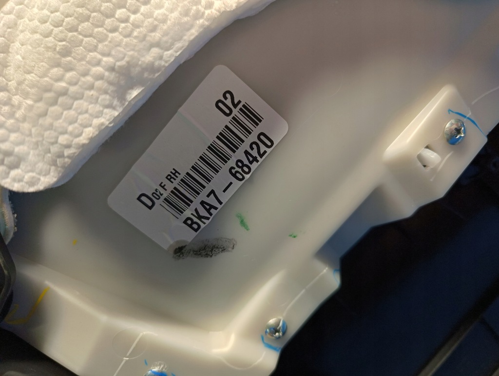 фото №5, Оббивка обшивка двері правий перед mazda 3 iii 13-19. bm bn