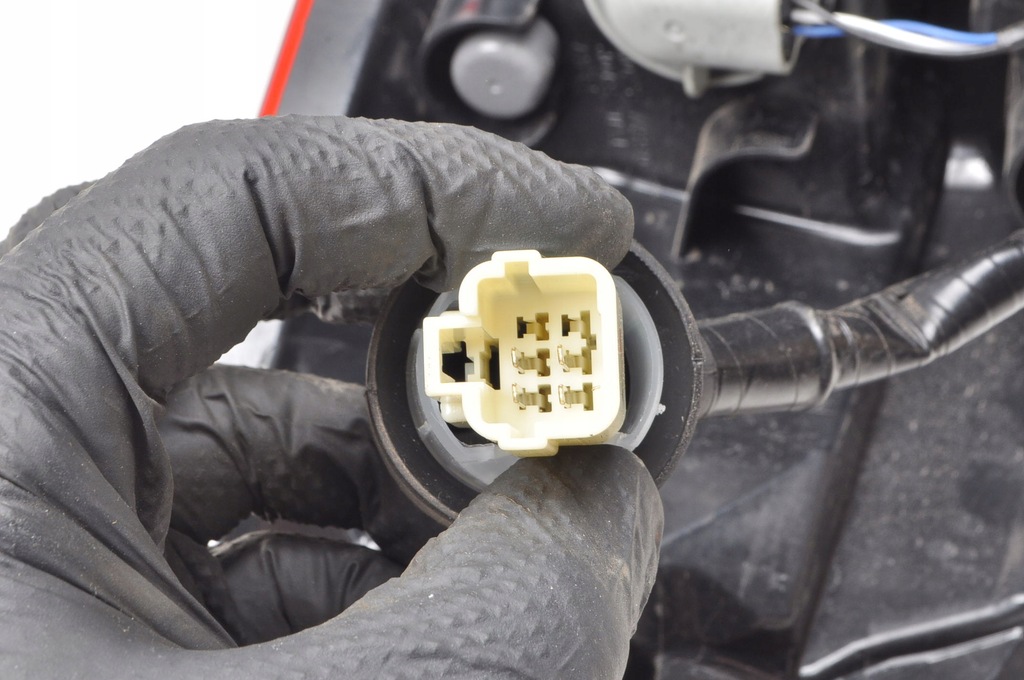 фото №10, Suzuki vitara iii lift лампа правая задняя правый задняя