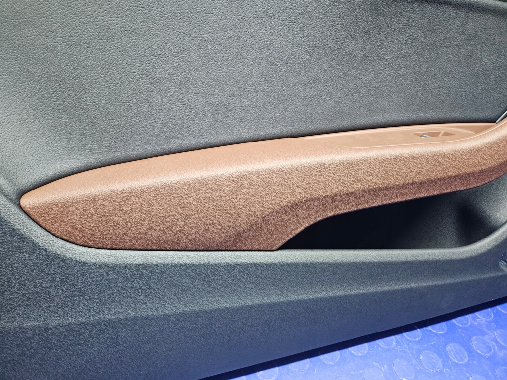 Карка левых дверь кожа ambiente audi a5 f5 кабриолет  oem 8w7867105a в Украине