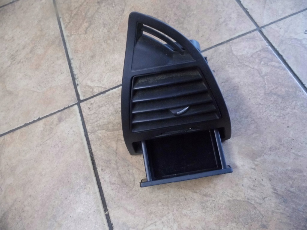 фото №5, Citroen c4 1.6b 05' coupe решётка обдув левый перед