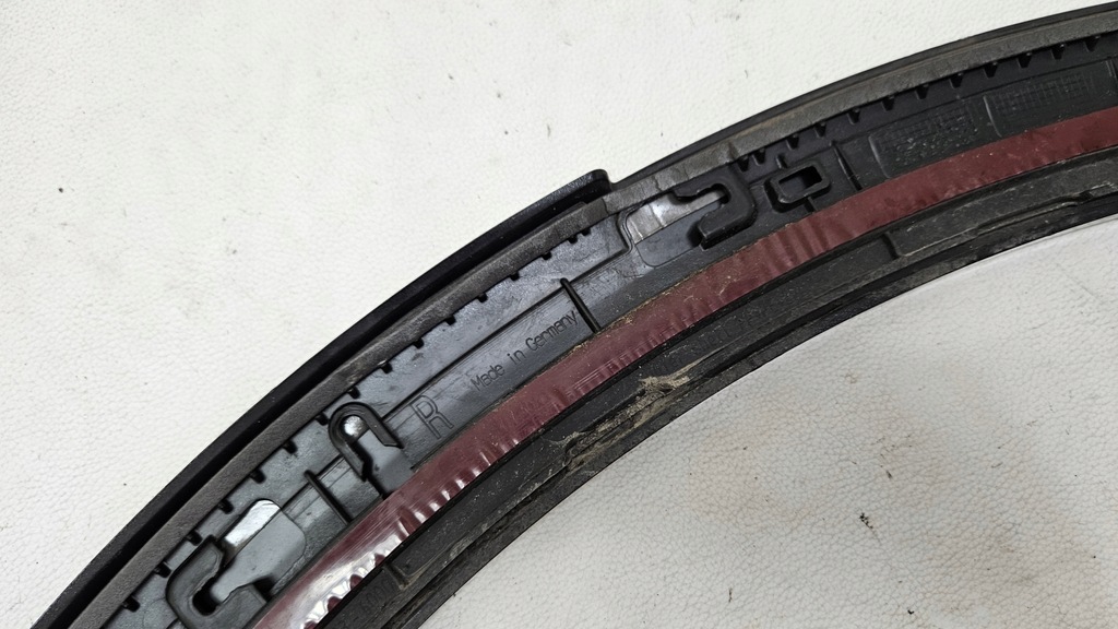 фото №11, Молдинг правий задня крила audi q2 81a853818a