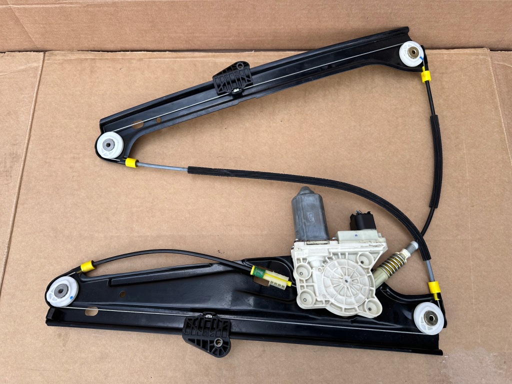 Купити Bmw 7 e65 підйомник скло перед правий 7138862