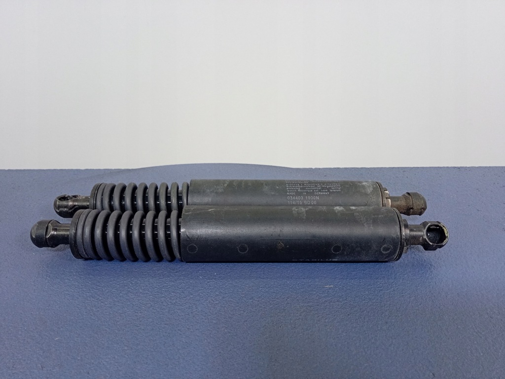 фото №1, Porsche cayenne i амортизатори задній кришки