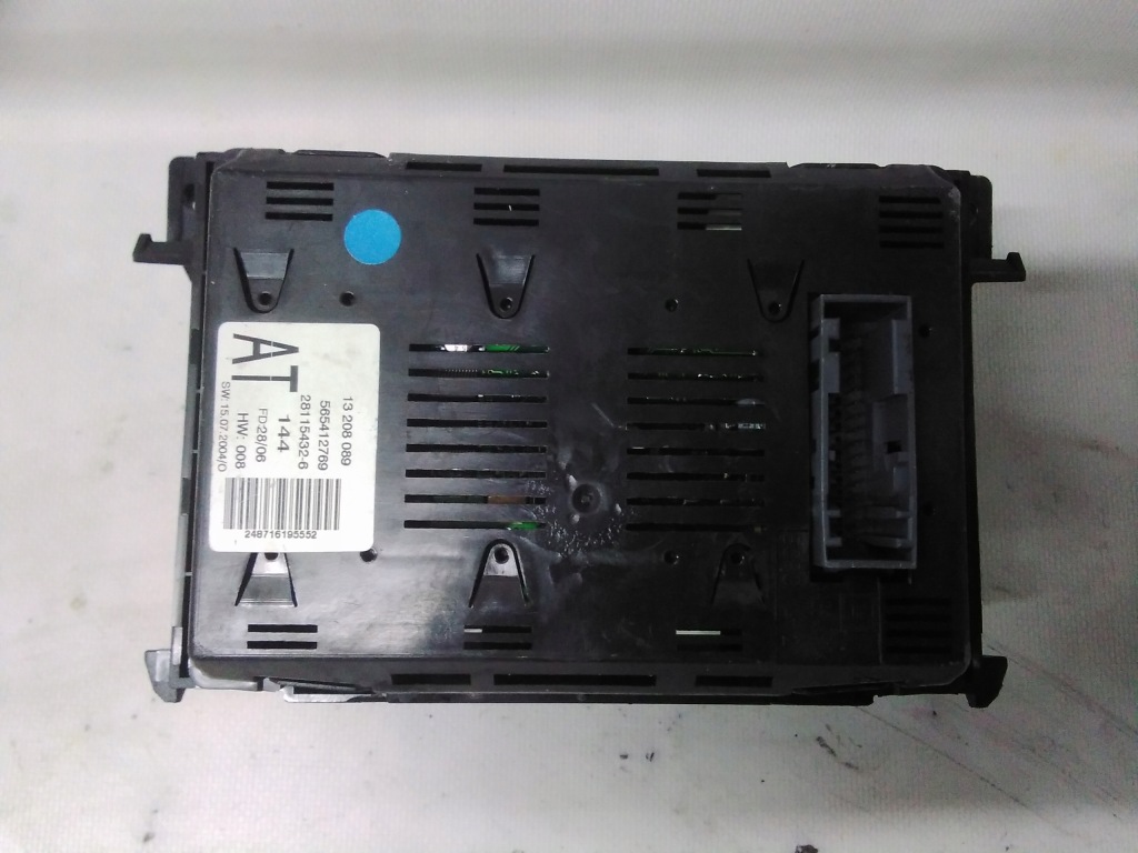 фото №2, 6700 opel astra h дисплей радио 13208089