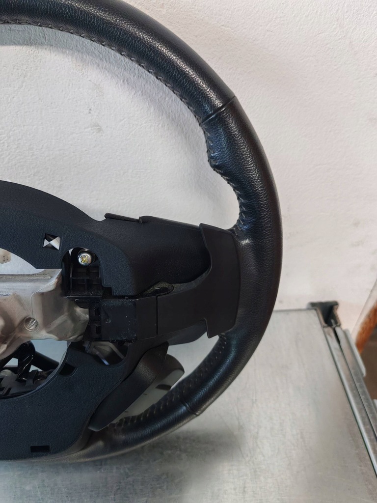 фото №9, Subaru forester v sk воздуховод кожаный multi лепестки переключения подогрев