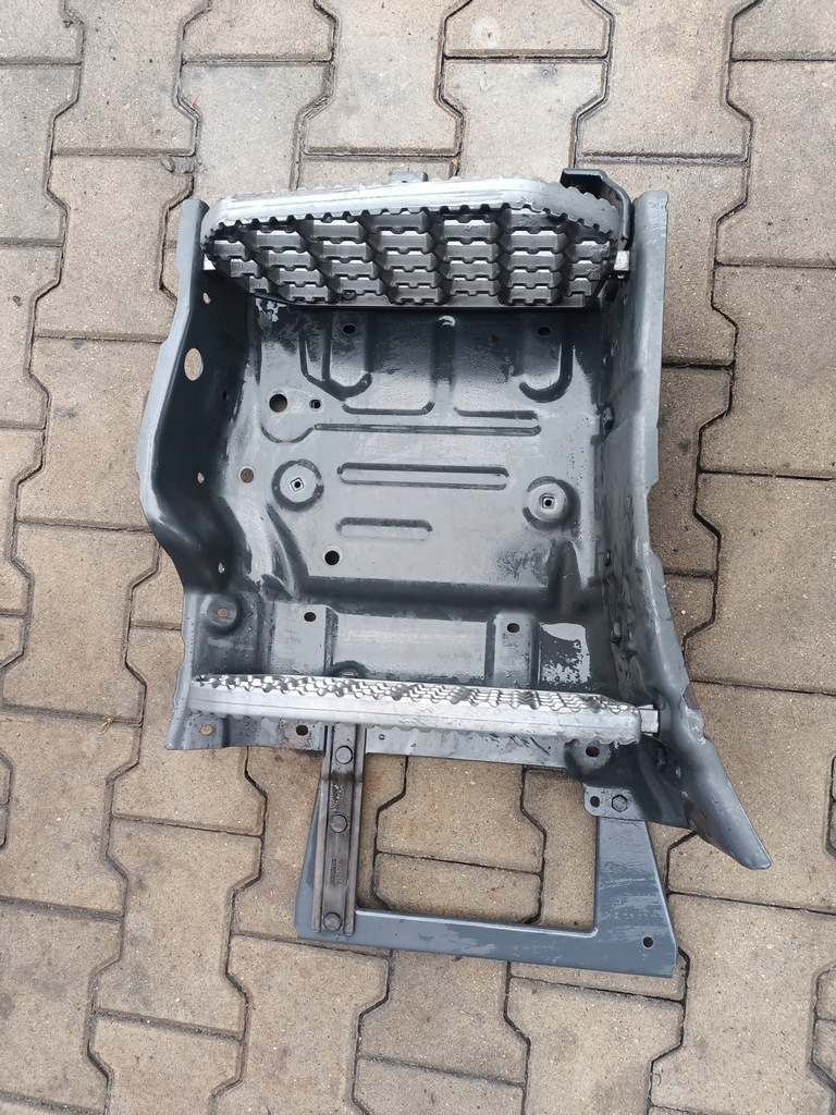 фото №1, Scania r s ngs подножка подножка правая подножка