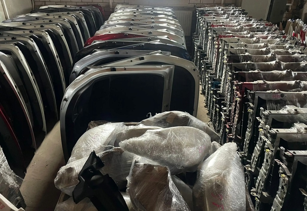 фото №16, Бампер перед kompletny набір частини кузовних toyota prius xw30 2011