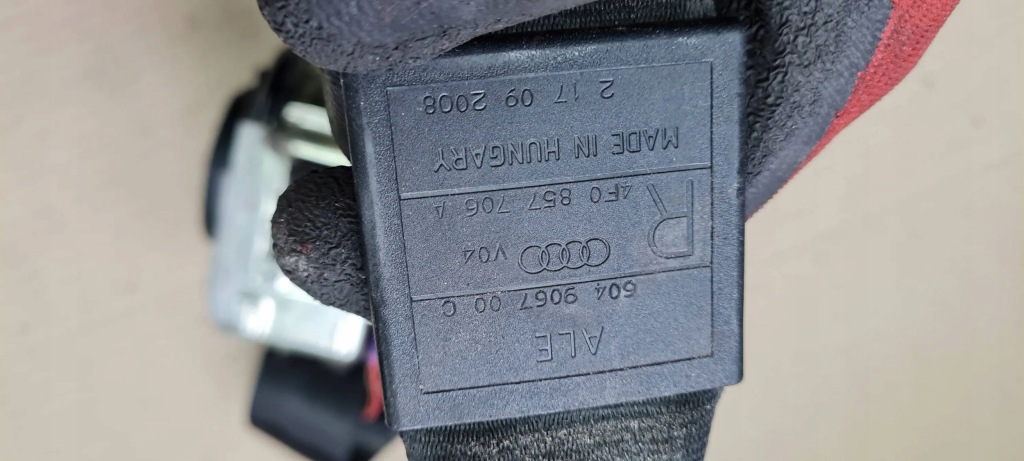 A6 c6 рестайлінг  ремінь безпеки правий перед 4f0857706a в Україні