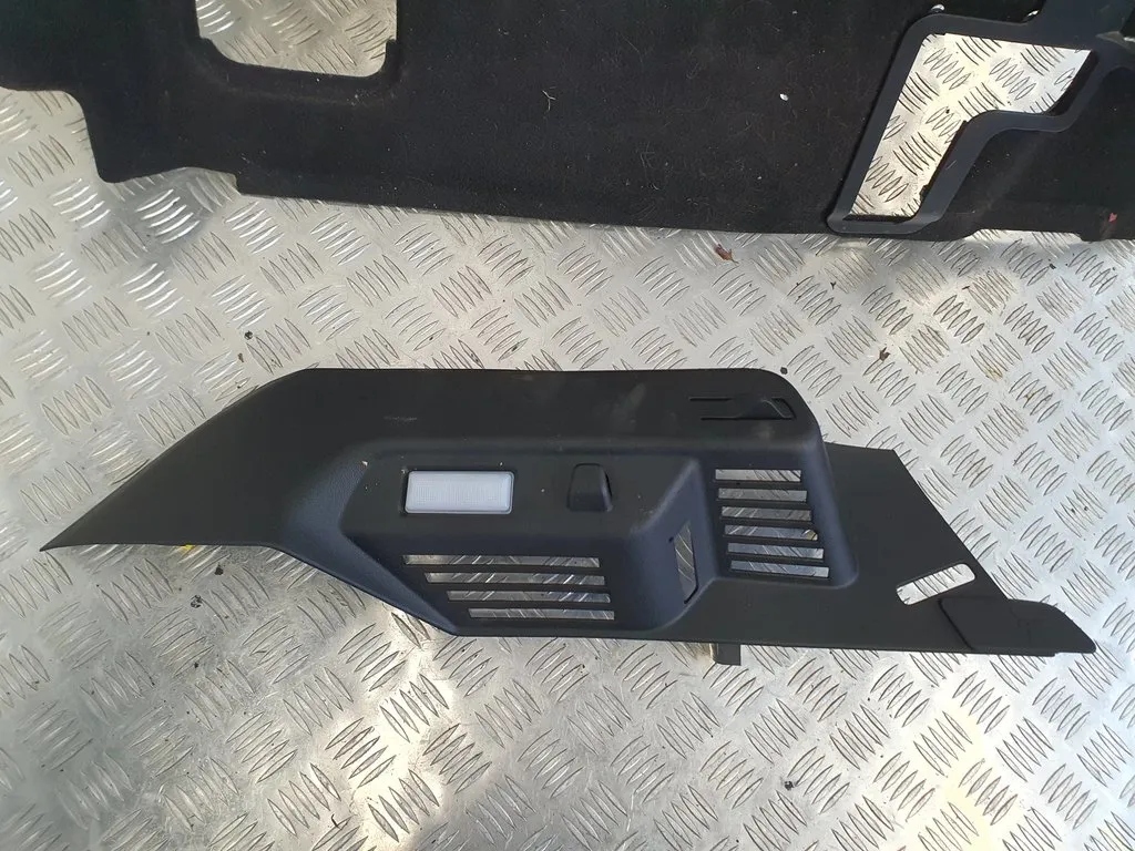 фото №11, Ford puma ii mk2 2021 обшивка багажника лівий задня