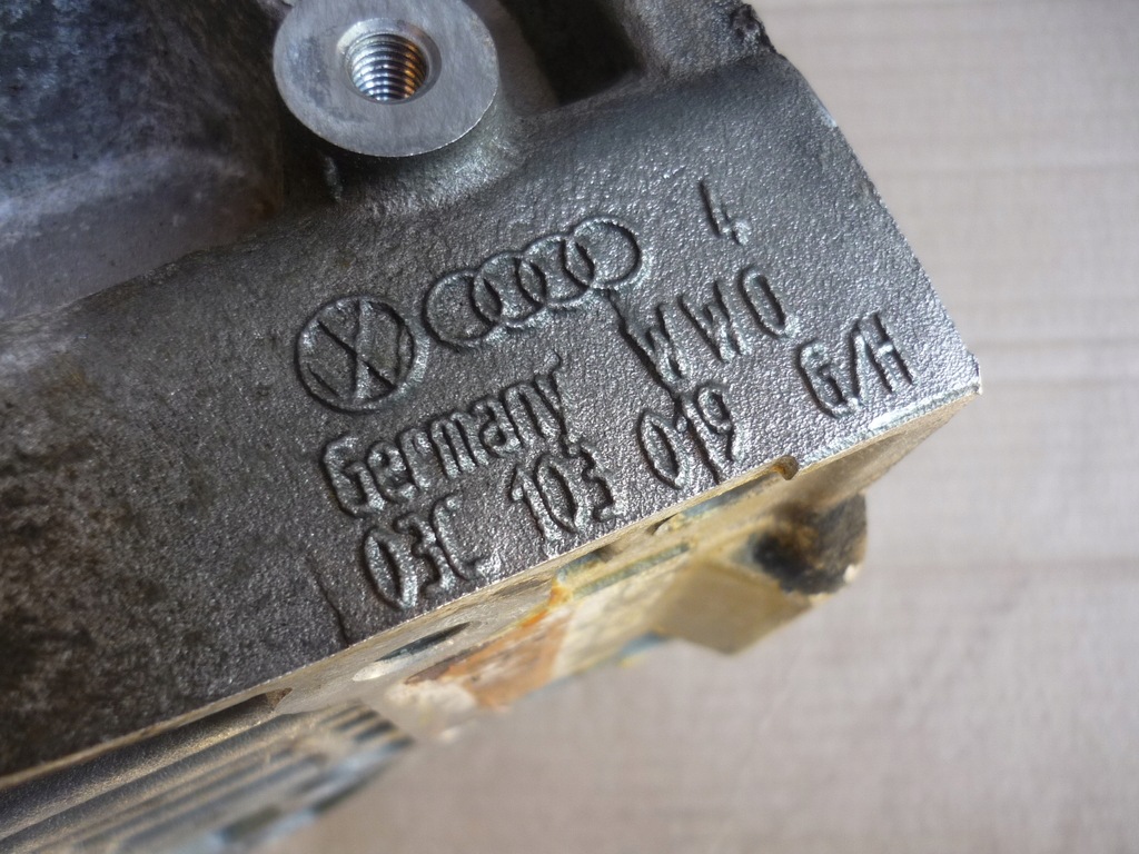 фото №16, Блок двигуна 1.6 fsi 115km blf 03c103019g/h справний гарний