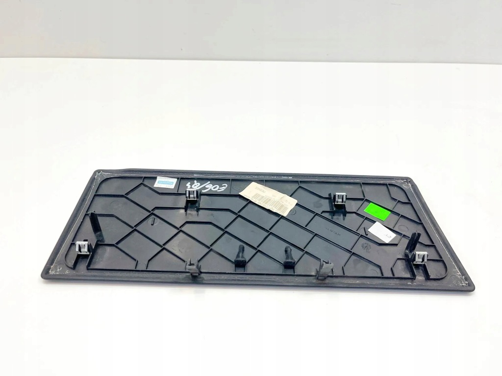 Купить Другое запчасти отделка mercedes-benz sl r231 2318100215 30705046 4.7l