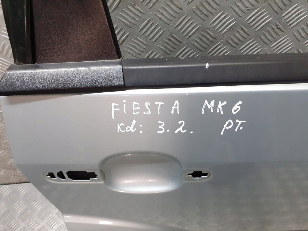 фото №5, Дверь правый задняя ford fiesta mk6 3.2