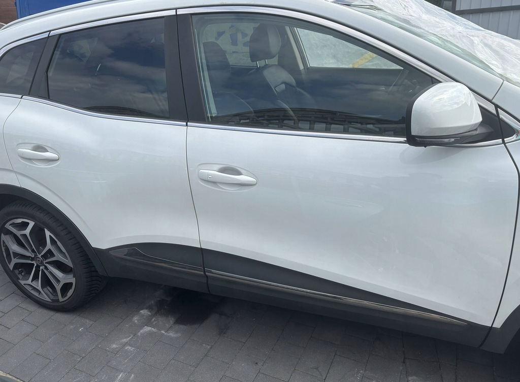 фото №1, Renault kadjar lift дверь правое перед задняя комплект teqnc