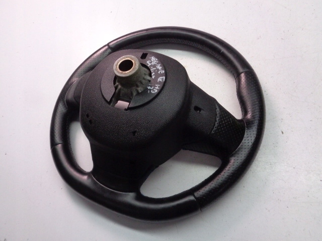 фото №8, Воздуховод renault megane iv 1.2 tce hb gt-line 17 r