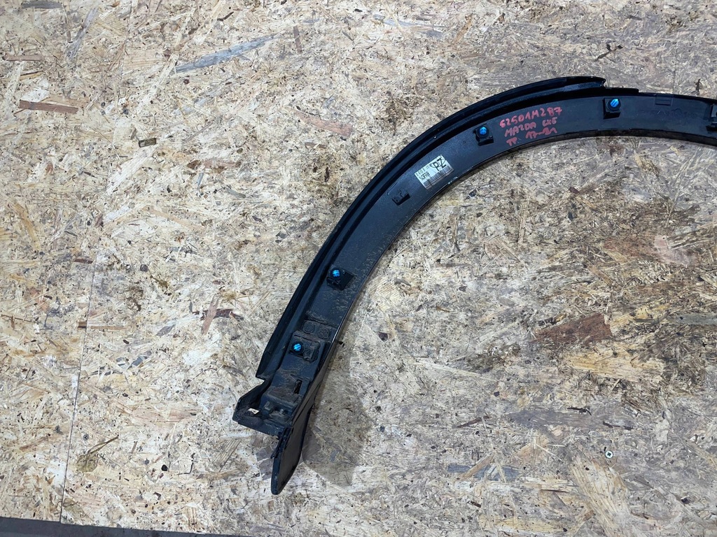 фото №9, Mazda cx5 cx-5 ii 2 kf lift 22-25 молдинг накладка na крила правий задня
