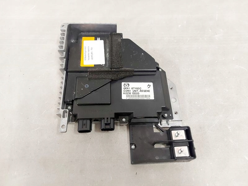 фото №1, Mazda 6 gj iii модуль конвертер напруги gkk167y60c