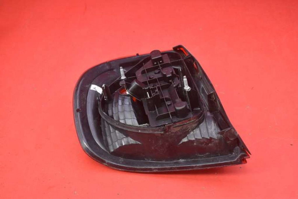 фото №3, Лампа права задня задня 015511932r renault thalia lift 02-06