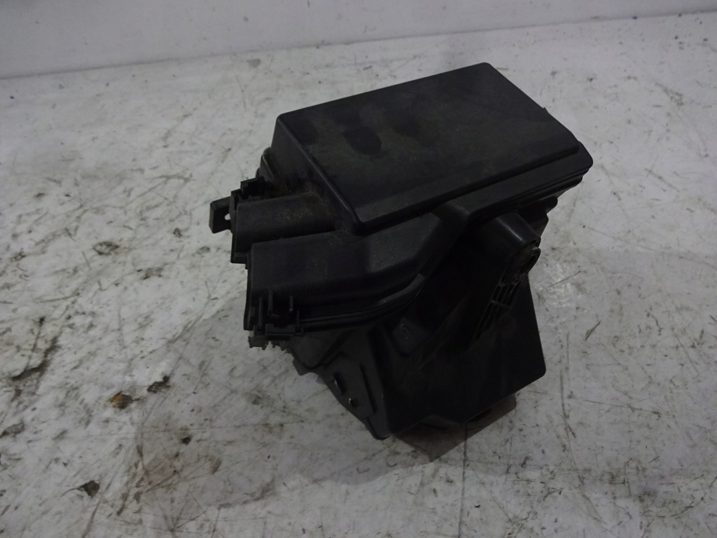 фото №1, Корпус коробка запобіжників micra k13 10-16