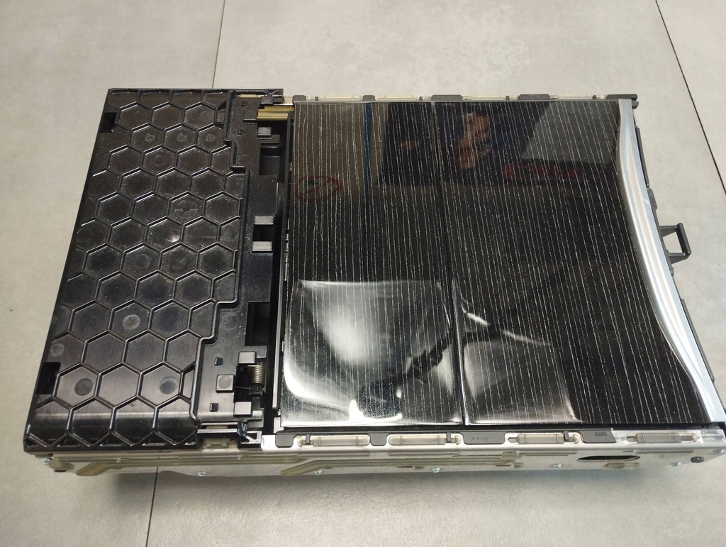 фото №1, Bmw 7 g11 рамка туннель 9327501