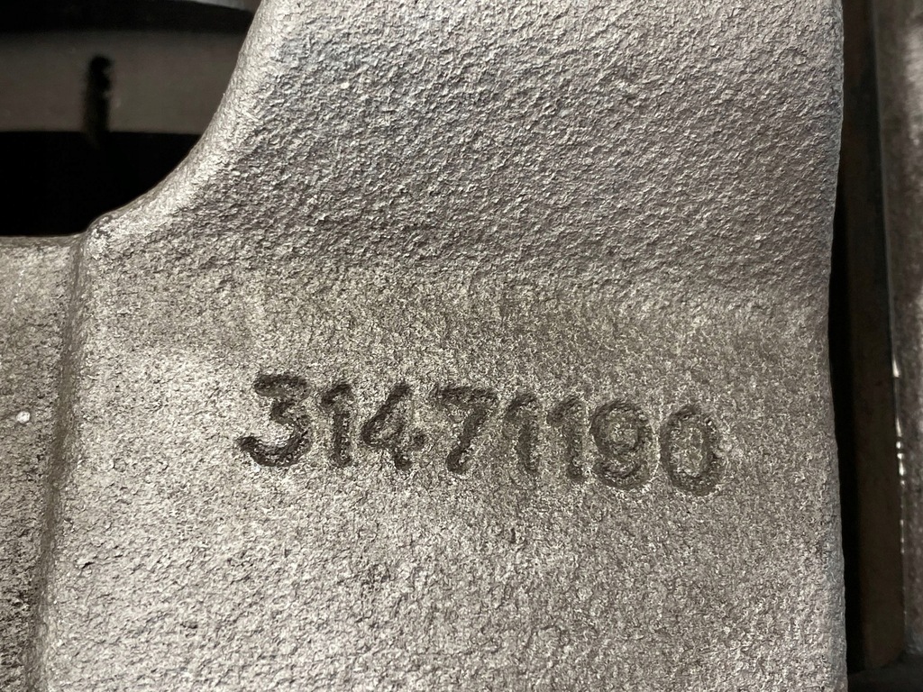 фото №6, 2020 volvo xc40 суппорт тормозной передний 31471190