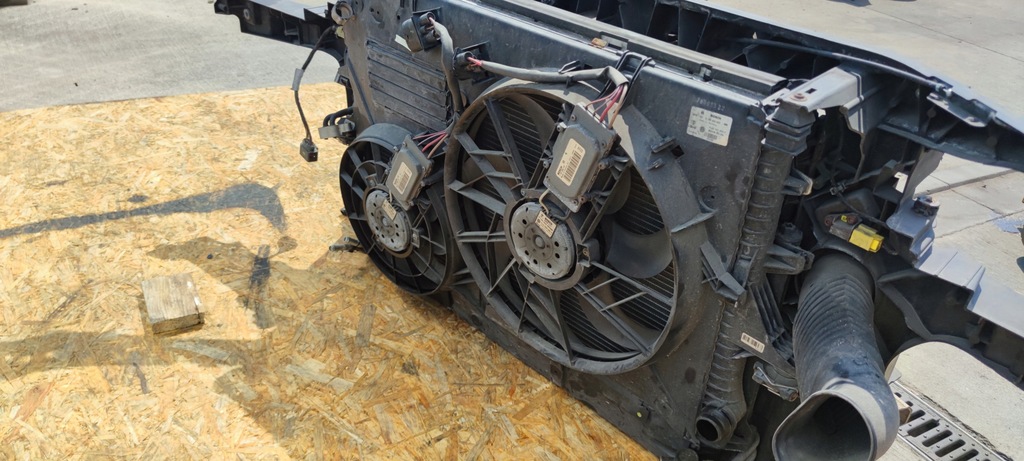 фото №15, Pas передній kompletny audi q7 4l 3.0 tdi комплект 2