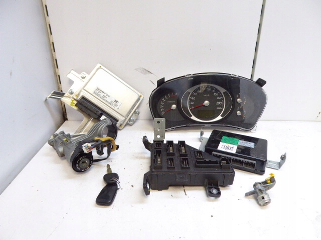 фото №1, Tucson i 04-10 набір стартовий бортовий комп'ютер лічильник замок запалювання 2.0 16v g4gc