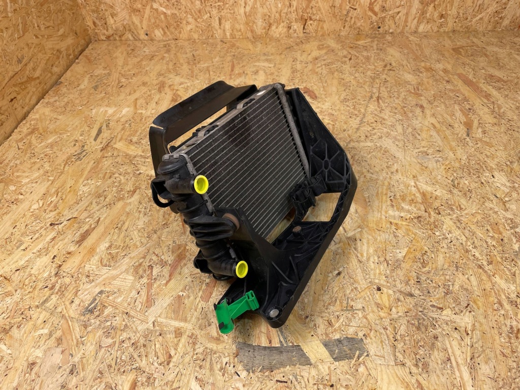 Дополнительная радиатор воды vw golf vii r-line 5q0121251ha 5q0121093fa Киев