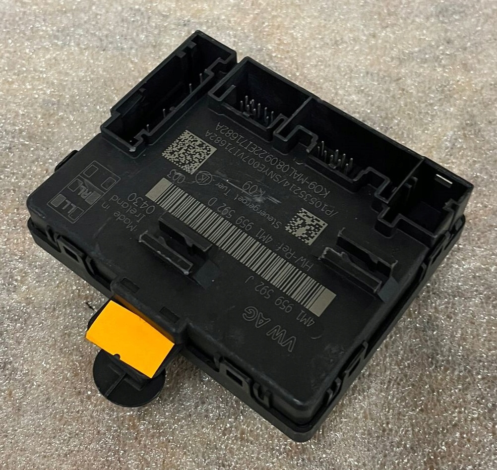 фото №1, Модуль двері правих audi a7 c8 2017-