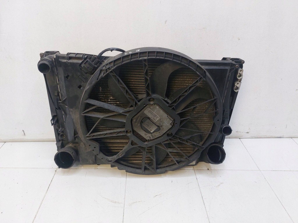 фото №7, Bmw 3 e92 e93 3.0 d pas передний радиатор механическая коробка передач вентилятор балка