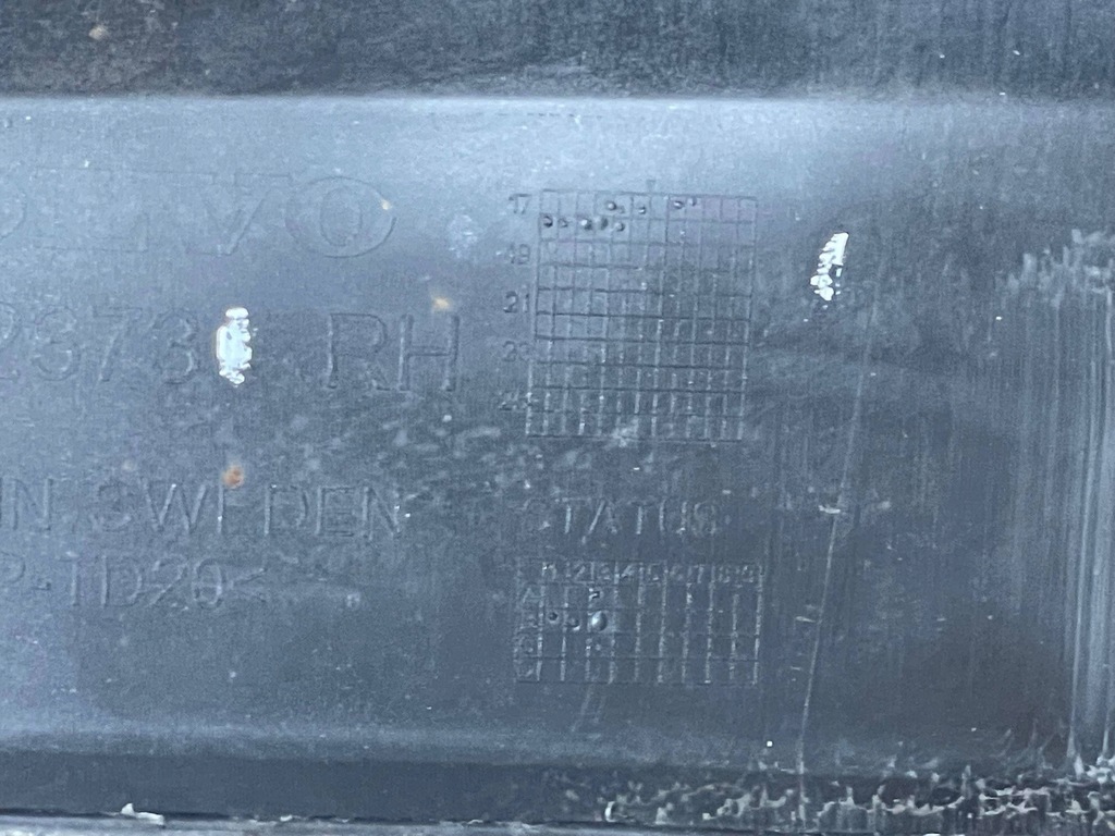 фото №10, Volvo s90 s-90 v90 v-90 16-20 молдинг порог правая накладка na порог правый