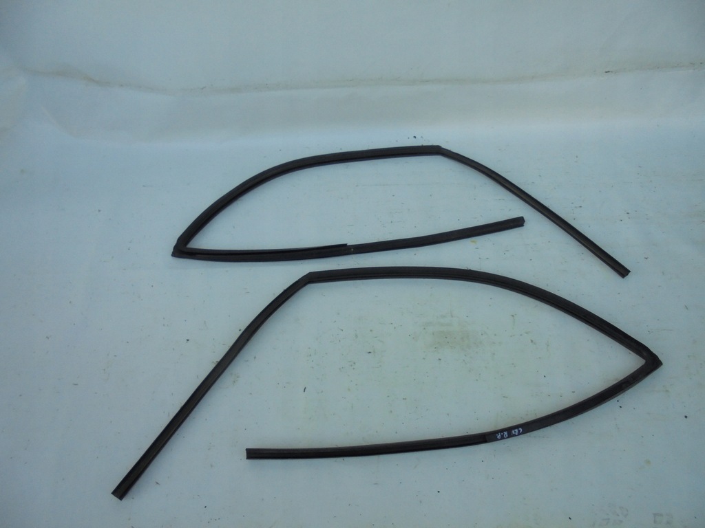 фото №1, Прокладка напрямна скло двері правий перед honda crv cr-v ii