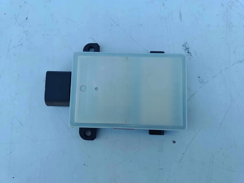 фото №1, Audi a8 d4 a6 a7 q8 датчик ассистент поперечина радар 4924