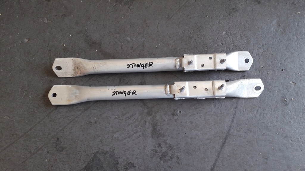 фото №1, Kia stinger распорка опора кронштейн жабо