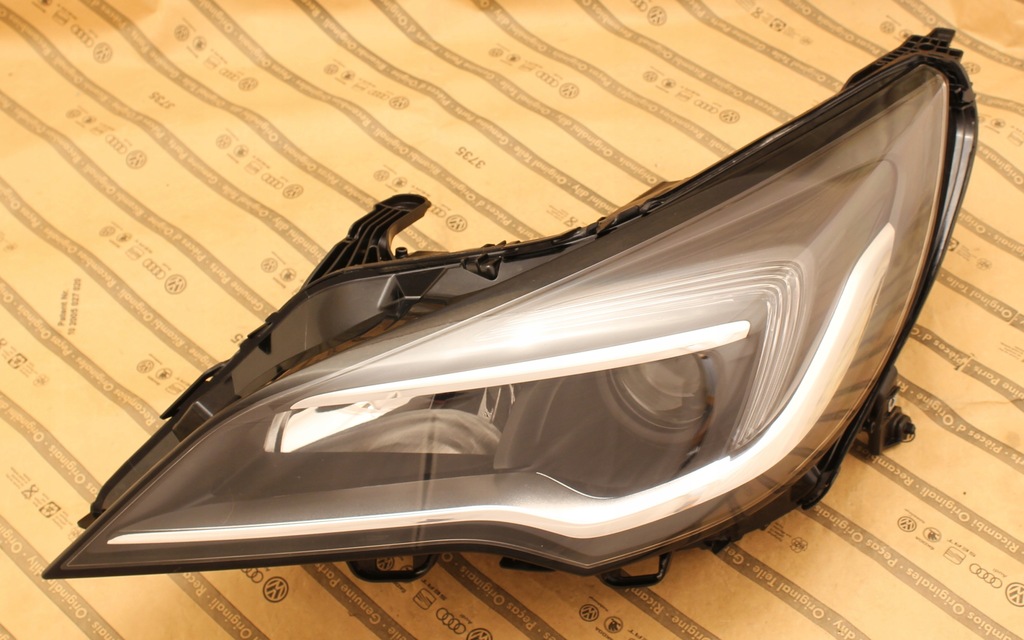 фото №1, Opel astra 5 v k 15-19 лампа передня лінза led