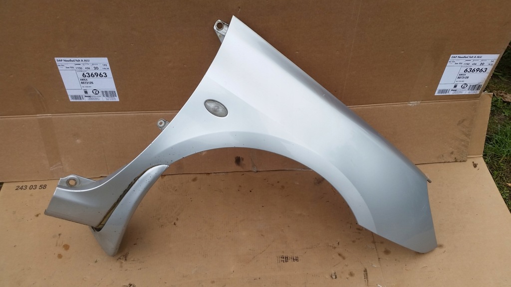 фото №1, Peugeot 307 крыло правый перед