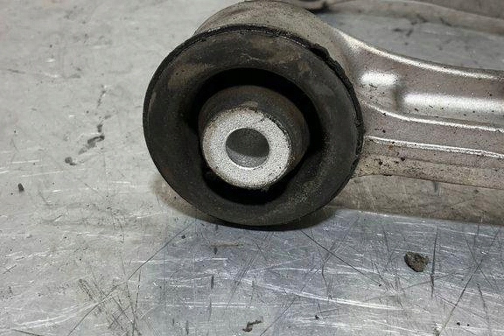 фото №6, Важіль верхній передній правий bmw 5 f10 6775967 4.4l бензиновий 2013