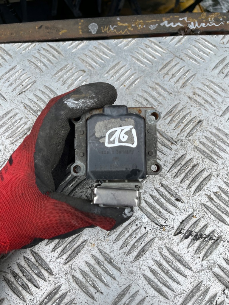 Купити Bmw e34 e36 котушка запалювання 0221504410