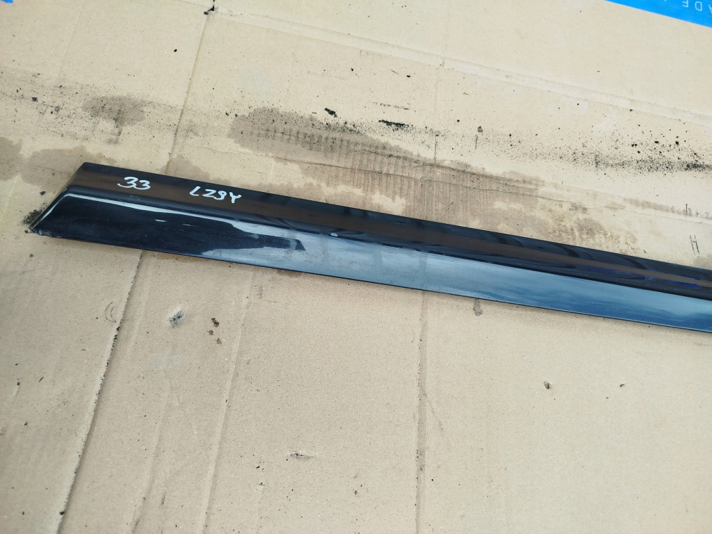 фото №4, Audi a4 b6 b7 молдинг дверь s-line правая перед lz9y