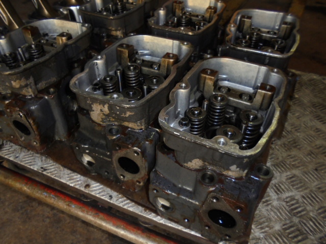 фото №4, Головка головки scania r hpi комплектна