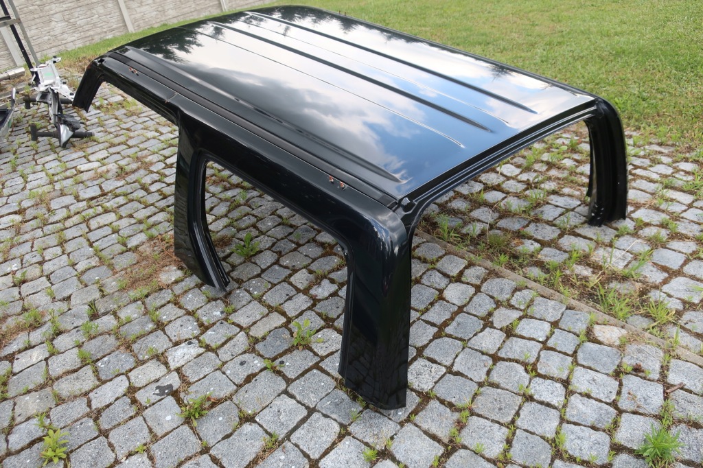 Дах стійку  крила suzuki jimny 2012r європа Зі Шроту