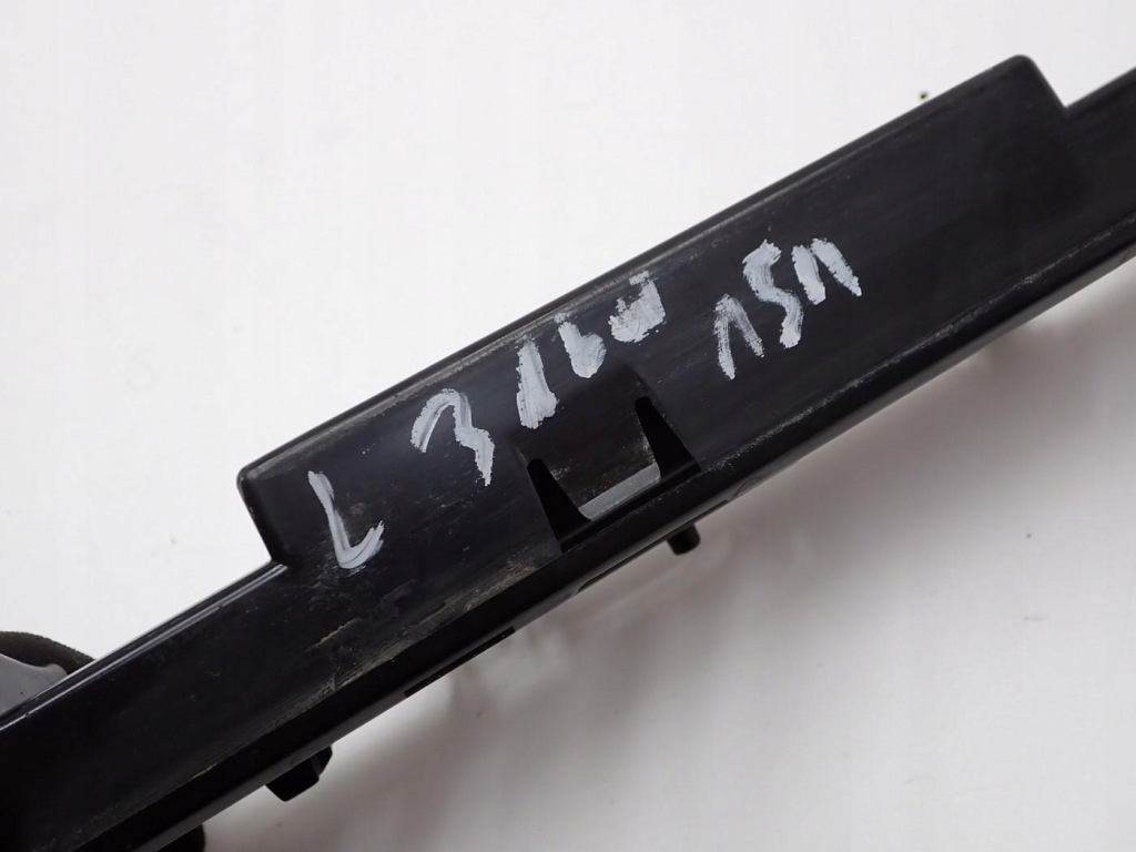 фото №7, Направляющая кронштейн порог левый 7256915 bmw 3 f30 f31 15r