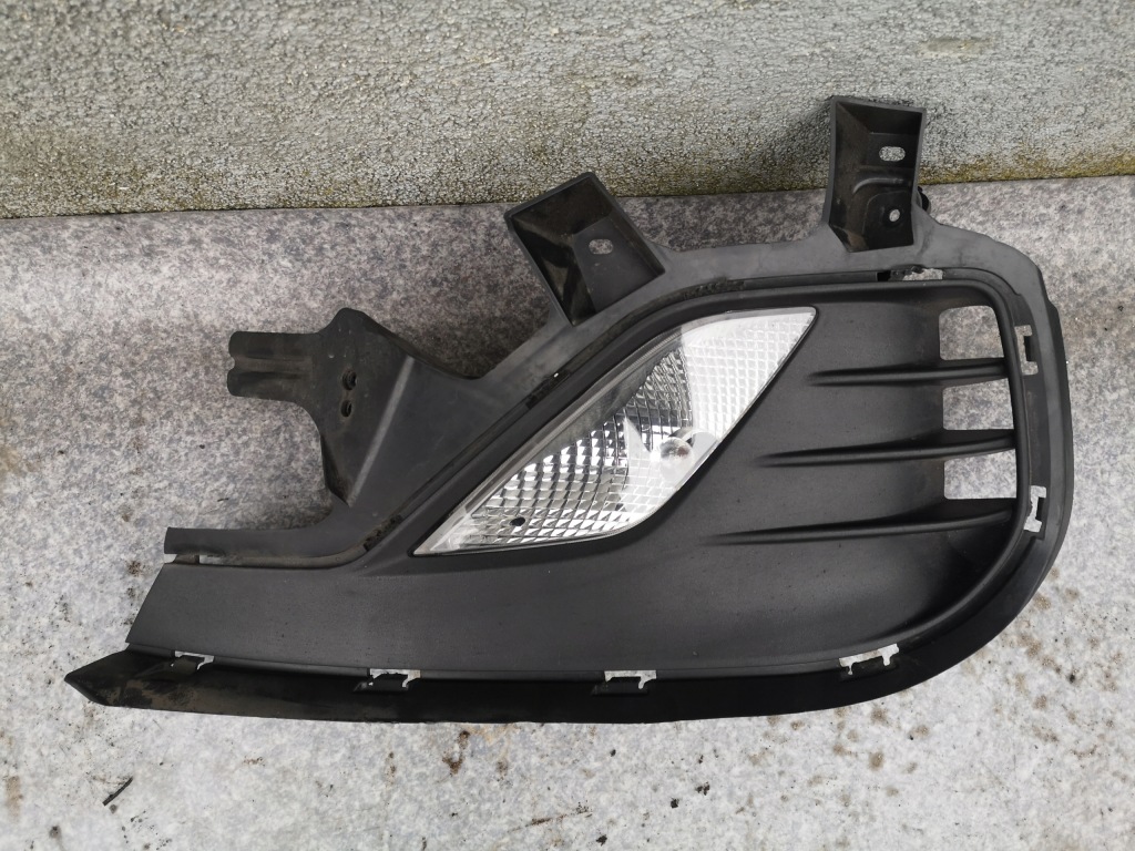 фото №1, Hyundai i30 i 30 3 iii 17- противотуманная фара решётка левая