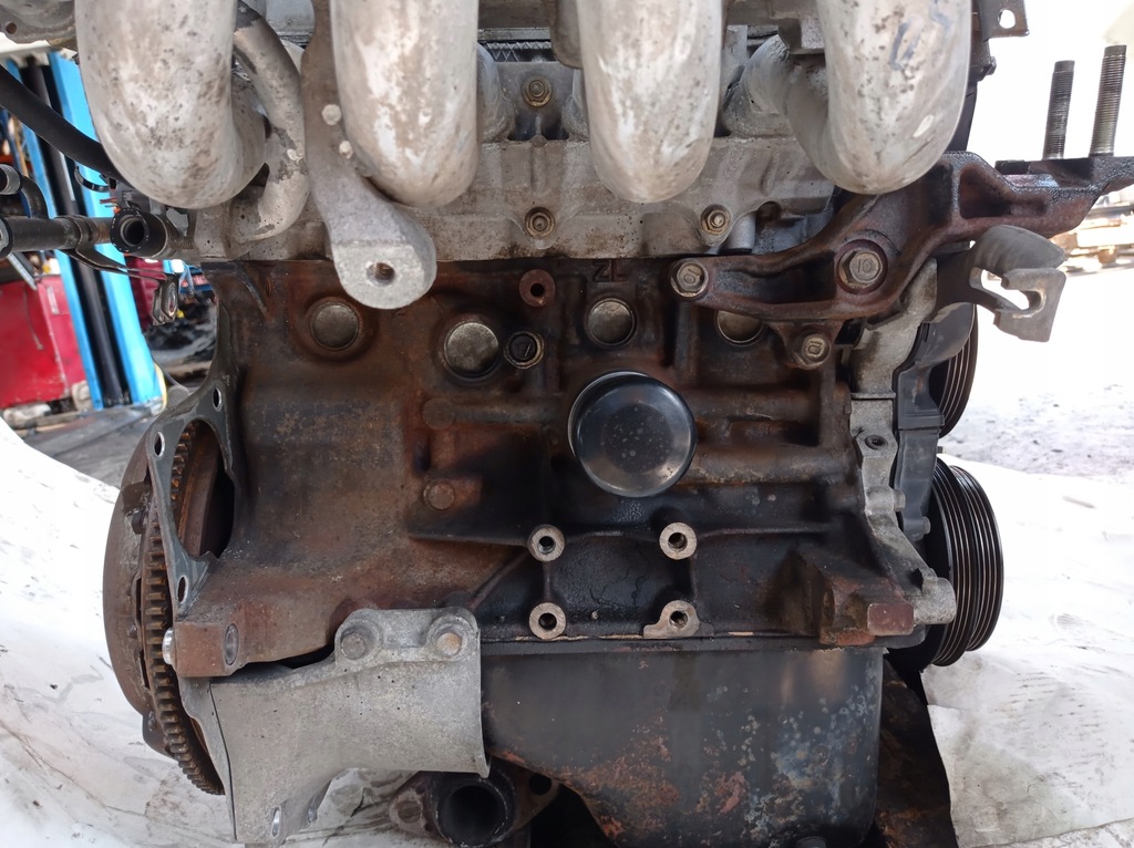 фото №9, Двигатель mazda 323f 1.5 16v zl04