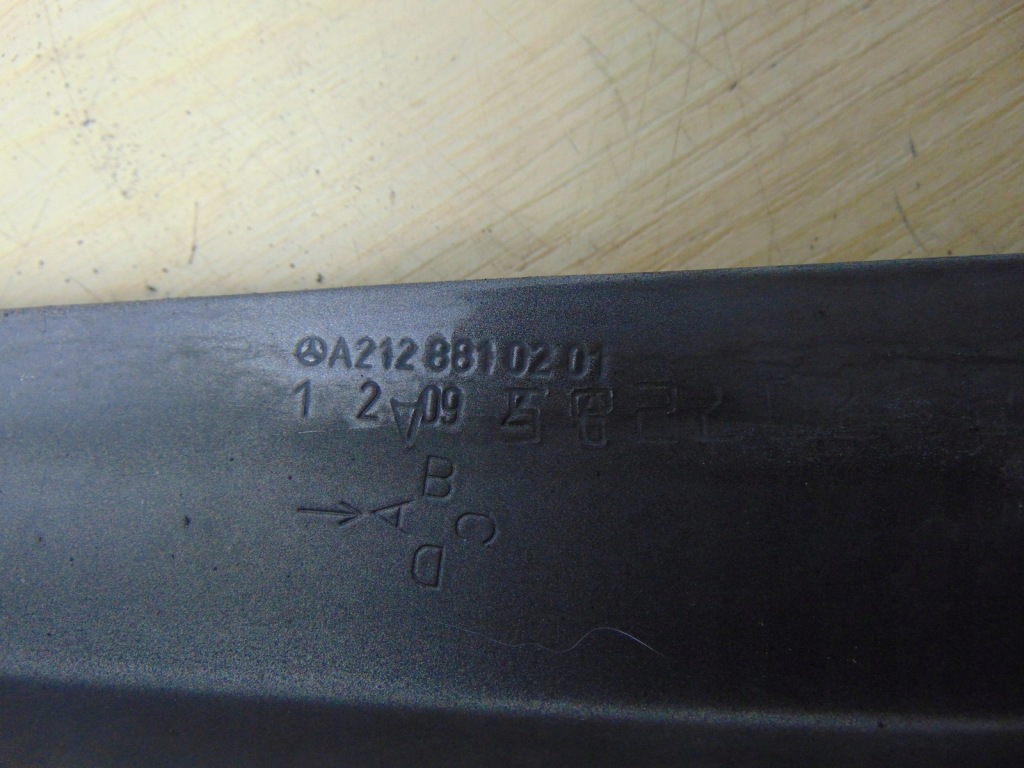 Крыло  правый  перед mercedes e.kl w212 a2128810201 с Разборки